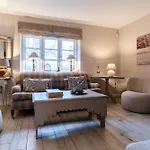 Feriehus Reetdachhaus Suutje Reetdachhaus Suutje *